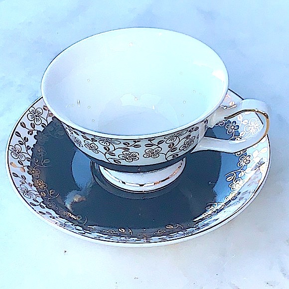 GRACES TEAWARE CUP SAUCER SET BLACK METALLIC GOLD FLORAL NEW PORCELAIN - Picture 9 of 11